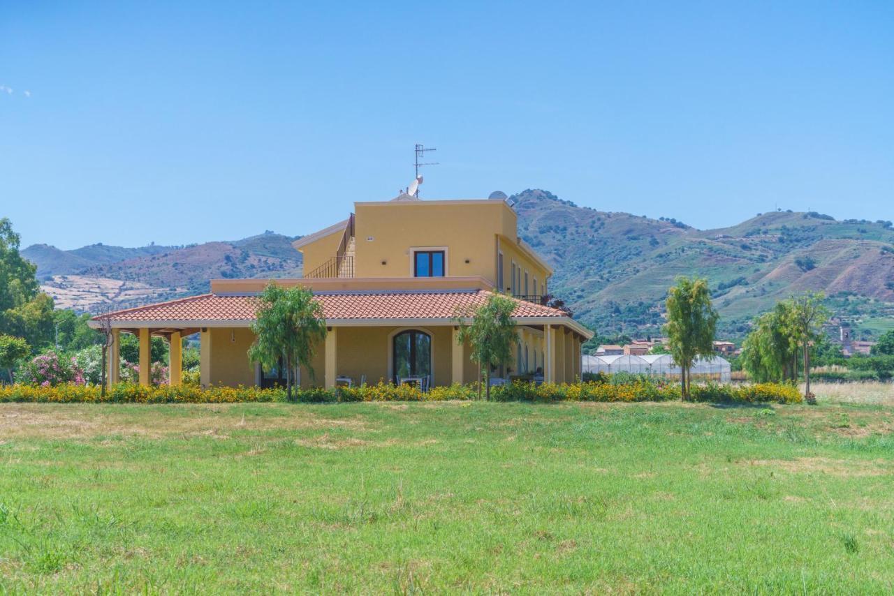 Minissale Farmhouse Calatabiano Eksteriør bilde