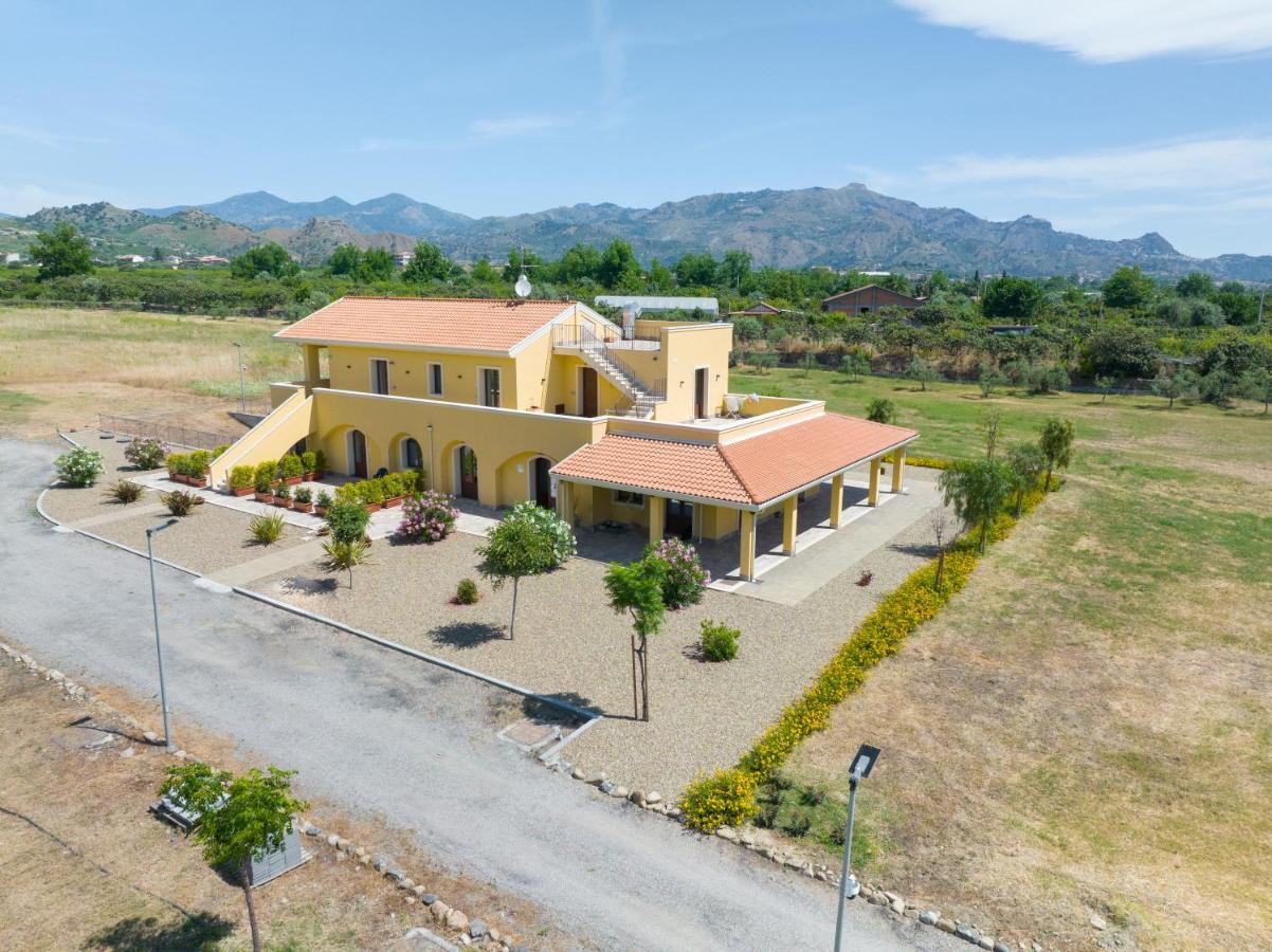 Minissale Farmhouse Calatabiano Eksteriør bilde